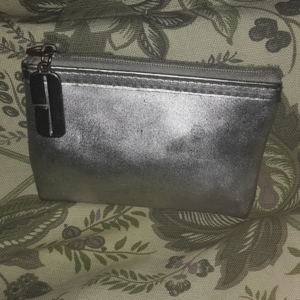 clinique coin purse